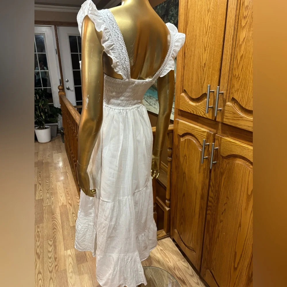 a'gaci White Maxi Dress with Ruffle Details - Picture 4 of 7